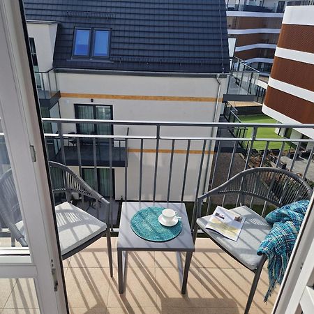 Stylish Vacation Apartment With Parking In Miedzyzdroje By Noclegi Renters Екстериор снимка